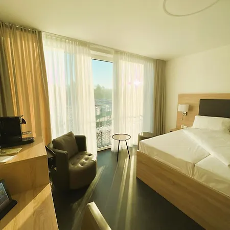 Havellandhalle - Hotel, Sport Und Wellness 4*