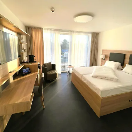 Hotel Havellandhalle - Hotel, Sport Und Wellness