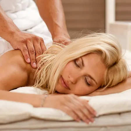 Hotel Havellandhalle - Hotel, Sport Und Wellness 4*