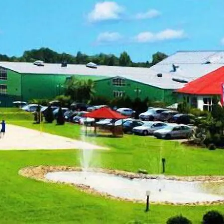 Havellandhalle - Hotel, Sport Und Wellness Отель 4*