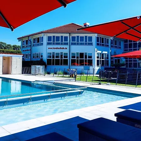 Hotell Havellandhalle - Hotel, Sport Und Wellness 4*