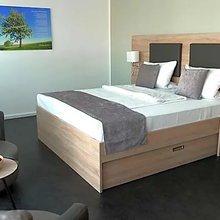 Hotel Havellandhalle - Hotel, Sport Und Wellness 4*