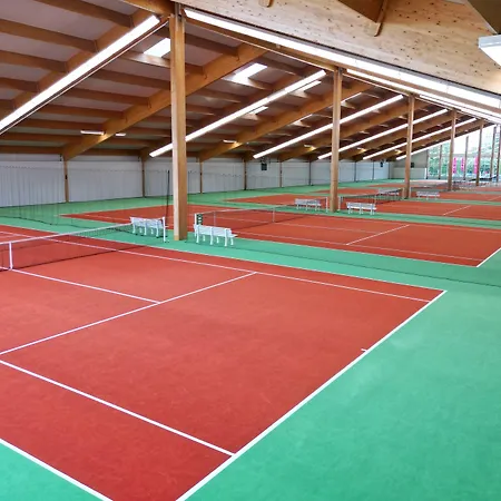 Hotel Havellandhalle - Hotel, Sport Und Wellness 4*