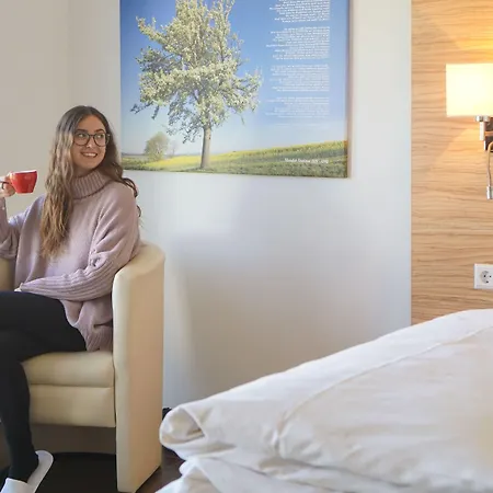 Havellandhalle - Hotel, Sport Und Wellness