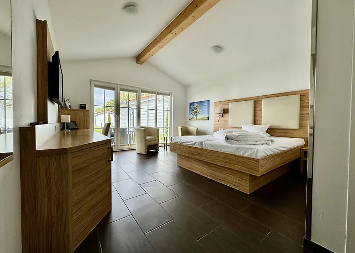 Hotel Havellandhalle - Hotel, Sport Und Wellness